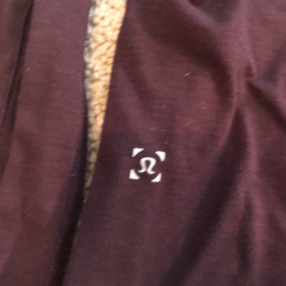 Lululemon long sleeve tee